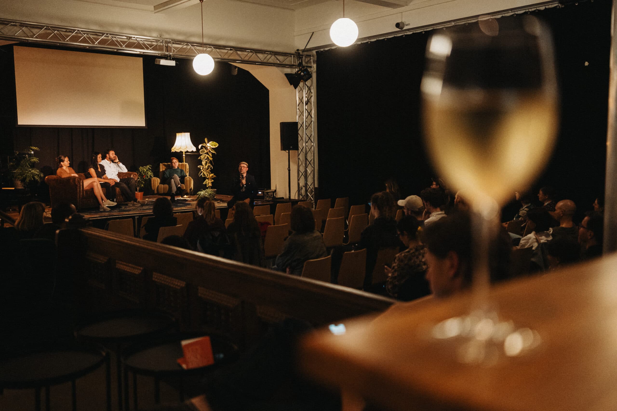 Revolutionale 2026 – Internationaler Runder Tisch (Democratic Memories. Democratic Futures.)